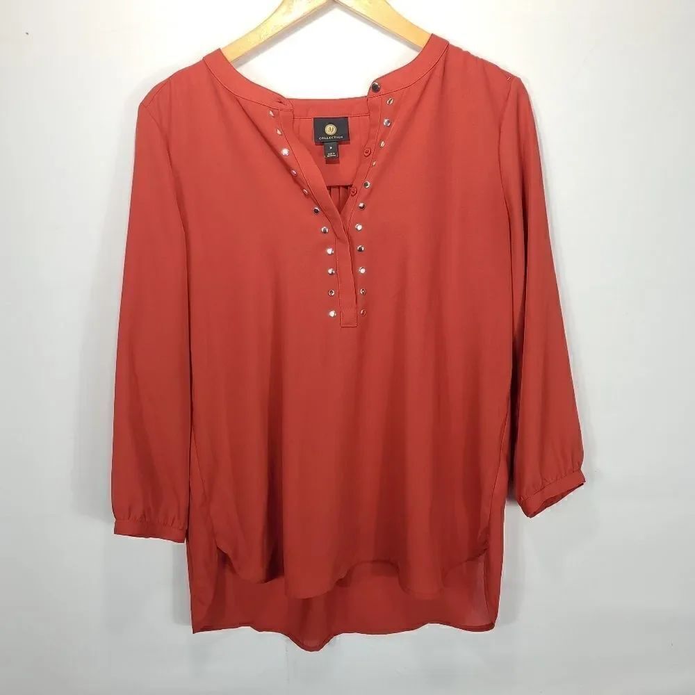 JM Collection Rivet Pleated-Back Blouse - Picture 9 of 12